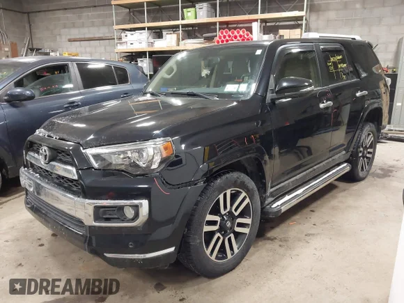 ✅ 2014 Toyota 4Runner SR5 • VIN: JTEBU5JRXE5193917 • Lot: 44389323. Wystawiony na IAAI z przebiegiem 108 559 mil. Bezpłatny archiwum sprzedaży aukcyjnych z USA i szczegółowy raport historii pojazdu na DreamBid. Zdjęcie 2.