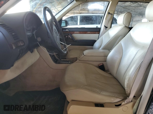 ✅ 1994 Mercedes-Benz S • VIN: WDBGA51E9RA172939 • Lot: 82686494. Wystawiony na Copart z przebiegiem 86 315 mil. Bezpłatny archiwum sprzedaży aukcyjnych z USA i szczegółowy raport historii pojazdu na DreamBid. Zdjęcie 7.