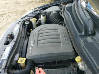 ✅ 2013 Chrysler Town & Country Touring L • VIN: 2C4RC1CG5DR570939 • Lot: 43334954. Listed on IAAI with 204,148 mi. Free auction sales archive from the USA and detailed vehicle history report at DreamBid. Image 12.