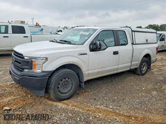 ✅ 2018 Ford F-150 XL • VIN: 1FTEX1CB2JKE81816 • Lot: 76400205. Listed on Copart with 177,739 mi. Free auction sales archive from the USA and detailed vehicle history report at DreamBid. Image 1.