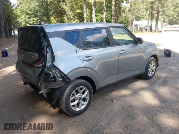 ✅ 2025 Kia Soul LX • VIN: KNDJ23AU4S7931645 • Lot: 43149402. Wystawiony na IAAI z przebiegiem 8 482 mil. Bezpłatny archiwum sprzedaży aukcyjnych z USA i szczegółowy raport historii pojazdu na DreamBid. Zdjęcie 4.