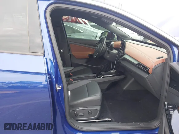 ✅ 2021 Volkswagen ID.4 Pro S • VIN: WVGUNPE24MP062208 • Lot: 44216718. Listed on IAAI with 37,234 mi. Free auction sales archive from the USA and detailed vehicle history report at DreamBid. Image 5.