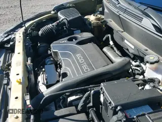 ✅ 2018 Chevrolet Equinox Premier • VIN: 2GNAXVEV7J6109735 • Lot: 43357312. Listed on IAAI with 126,999 mi. Free auction sales archive from the USA and detailed vehicle history report at DreamBid. Image 19.