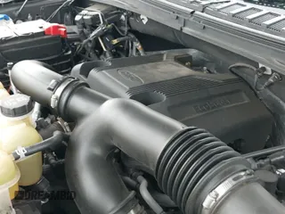 ✅ 2019 Ford Expedition Limited • VIN: 1FMJU2ATXKEA68322 • Lot: 43611955. Wystawiony na IAAI z przebiegiem 86 001 mil. Bezpłatny archiwum sprzedaży aukcyjnych z USA i szczegółowy raport historii pojazdu na DreamBid. Zdjęcie 19.