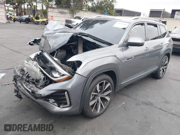 ✅ 2025 Volkswagen Atlas SEL Premium R-Line • VIN: 1V2FR2CAXSC509478 • Lot: 43325268. Wystawiony na IAAI z przebiegiem 6 000 mil. Bezpłatny archiwum sprzedaży aukcyjnych z USA i szczegółowy raport historii pojazdu na DreamBid. Zdjęcie 2.
