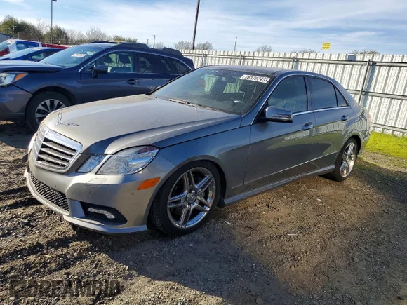 ✅ 2011 Mercedes-Benz E 550 Luxury • VIN: WDDHF7CB4BA418894 • Лот: 78970745. Опубликован ранее на Copart с пробегом 140 890 миль. Бесплатный доступ к архиву аукционных продаж из США и подробный отчёт об истории автомобиля на DreamBid. Изображение 1.