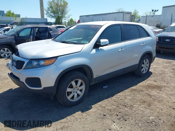 ✅ 2013 Kia Sorento LX • VIN: 5XYKTCA66DG343772 • Lot: 44922846. Listed on IAAI with 126,126 mi. Free auction sales archive from the USA and detailed vehicle history report at DreamBid. Image 2.