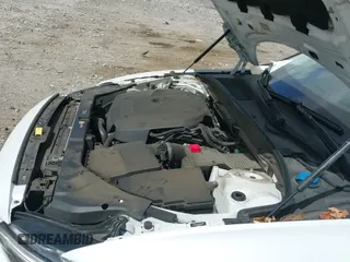 ✅ 2021 Volvo V60 • VIN: YV4102WK8M1068102 • Lot: 43081256. Listed on IAAI with 74,933 mi. Free auction sales archive from the USA and detailed vehicle history report at DreamBid. Image 20.