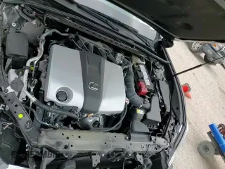 ✅ 2025 Lexus ES 350 • VIN: 58ADZ1B16SU193208 • Lot: 53912795. Listed on Copart with 4,714 mi. Free auction sales archive from the USA and detailed vehicle history report at DreamBid. Image 14.