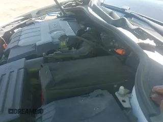 ✅ 2013 Volkswagen Golf TDI • VIN: WVWDM7AJ6DW123617 • Lot: 42103993. Listed on IAAI with 117,878 mi. Free auction sales archive from the USA and detailed vehicle history report at DreamBid. Image 18.