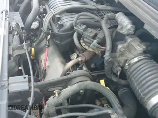 ✅ 2005 Ford Freestar SEL • VIN: 2FMZA52255BA82356 • Lot: 42613065. Wystawiony na IAAI z przebiegiem 285 161 mil. Bezpłatny archiwum sprzedaży aukcyjnych z USA i szczegółowy raport historii pojazdu na DreamBid. Zdjęcie 12.