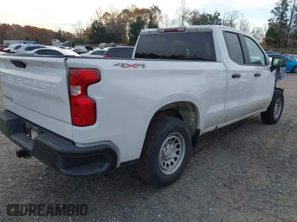 ✅ 2020 Chevrolet Silverado 1500 Work Truck • VIN: 1GCRYAEF3LZ243501 • Lot: 43555150. Wystawiony na IAAI z przebiegiem 113 002 mil. Bezpłatny archiwum sprzedaży aukcyjnych z USA i szczegółowy raport historii pojazdu na DreamBid. Zdjęcie 4.