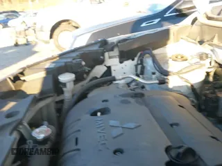 ✅ 2020 Mitsubishi Outlander ES • VIN: JA4AR3AU8LU029203 • Lot: 41257400. Wystawiony na IAAI z przebiegiem 95 121 mil. Bezpłatny archiwum sprzedaży aukcyjnych z USA i szczegółowy raport historii pojazdu na DreamBid. Zdjęcie 20.