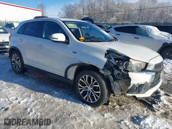 ✅ 2016 Mitsubishi Outlander ES • VIN: JA4AR3AWXGZ030833 • Lot: 43888166. Listed on IAAI with 68,038 mi. Free auction sales archive from the USA and detailed vehicle history report at DreamBid. Image 1.