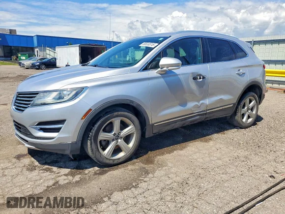 ✅ 2017 Lincoln MKC Premiere • VIN: 5LMCJ1C99HUL28864 • Лот: 58536516. Опубликован ранее на Copart с пробегом 156 145 миль. Бесплатный доступ к архиву аукционных продаж из США и подробный отчёт об истории автомобиля на DreamBid. Изображение 1.