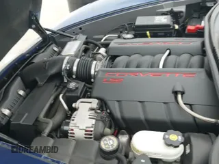 ✅ 2006 Chevrolet Corvette • VIN: 1G1YY26U065101335 • Lot: 43752836. Wystawiony na IAAI z przebiegiem 51 663 mil. Bezpłatny archiwum sprzedaży aukcyjnych z USA i szczegółowy raport historii pojazdu na DreamBid. Zdjęcie 19.