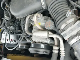 2001 Chevrolet Blazer LT z VIN 1GNDT13W212105490, wystawiony jako IAAI lot #42459348 z przebiegiem 202 311 mil mil oraz . Historia ofert i sprzedaży dostępna na DreamBid. Obrazek 13.