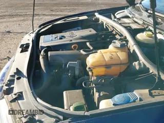 ✅ 1998 Audi A4 • VIN: WAUCB28D4WA204939 • Lot: 41409756. Wystawiony na IAAI z przebiegiem 202 037 mil. Bezpłatny archiwum sprzedaży aukcyjnych z USA i szczegółowy raport historii pojazdu na DreamBid. Zdjęcie 12.