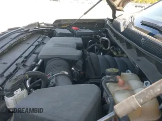 ✅ 2023 Chevrolet Tahoe LS • VIN: 1GNSCMKD9PR282840 • Lot: 41904280. Wystawiony na IAAI z przebiegiem 73 298 mil. Bezpłatny archiwum sprzedaży aukcyjnych z USA i szczegółowy raport historii pojazdu na DreamBid. Zdjęcie 18.