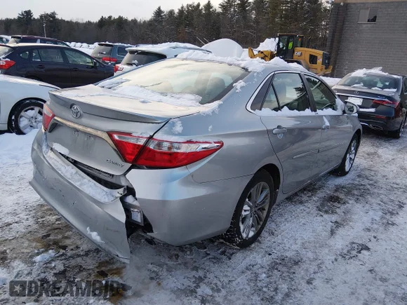 ✅ 2016 Toyota Camry SE • VIN: 4T1BF1FKXGU149326 • Lot: 44154255. Wystawiony na IAAI z przebiegiem 199 435 mil. Bezpłatny archiwum sprzedaży aukcyjnych z USA i szczegółowy raport historii pojazdu na DreamBid. Zdjęcie 4.