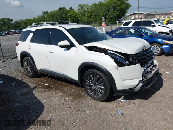 ✅ 2024 Nissan Pathfinder SL • VIN: 5N1DR3CB7RC269531 • Lot: 45191548. Wystawiony na IAAI z przebiegiem 32 893 mil. Bezpłatny archiwum sprzedaży aukcyjnych z USA i szczegółowy raport historii pojazdu na DreamBid. Zdjęcie 1.