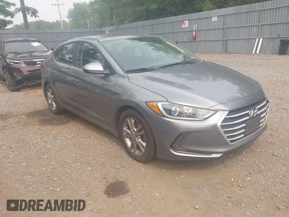 ✅ 2018 Hyundai Elantra SEL • VIN: KMHD84LFXJU447037 • Lot: 45621888. Wystawiony na IAAI z przebiegiem 216 629 mil. Bezpłatny archiwum sprzedaży aukcyjnych z USA i szczegółowy raport historii pojazdu na DreamBid. Zdjęcie 1.