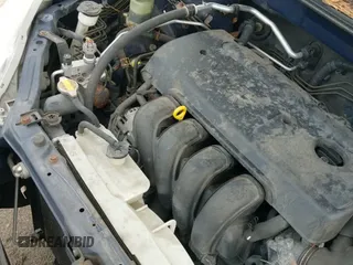 ✅ 2006 Toyota Matrix STD • VIN: 2T1LR32E36C560381 • Lot: 41906008. Listed on IAAI with 172,242 mi. Free auction sales archive from the USA and detailed vehicle history report at DreamBid. Image 12.