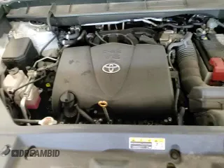 ✅ 2022 Toyota Highlander Platinum • VIN: 5TDFZRBH3NS227341 • Lot: 83992805. Wystawiony na Copart z przebiegiem 29 202 mil. Bezpłatny archiwum sprzedaży aukcyjnych z USA i szczegółowy raport historii pojazdu na DreamBid. Zdjęcie 15.