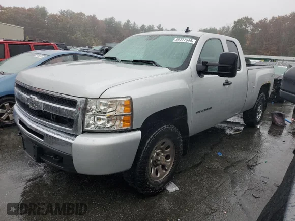 ✅ 2011 Chevrolet Silverado 1500 LS • VIN: 1GCRKREA9BZ276960 • Lot: 90727845. Wystawiony na Copart z przebiegiem 130 548 mil. Bezpłatny archiwum sprzedaży aukcyjnych z USA i szczegółowy raport historii pojazdu na DreamBid. Zdjęcie 1.