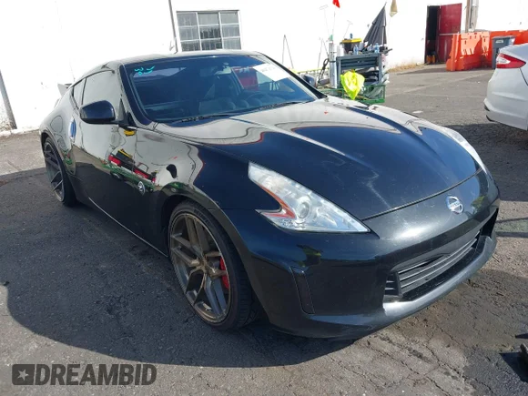 ✅ 2013 Nissan 370Z • VIN: JN1AZ4EH1DM880739 • Lot: 40474120. Wystawiony na IAAI z przebiegiem 76 369 mil. Bezpłatny archiwum sprzedaży aukcyjnych z USA i szczegółowy raport historii pojazdu na DreamBid. Zdjęcie 1.