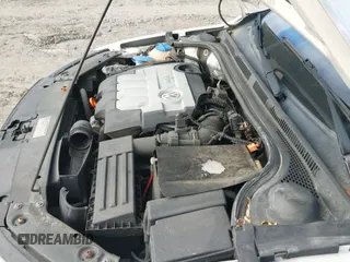 ✅ 2013 Volkswagen Jetta TDI w/Premium/Nav • VIN: 3VWLL7AJ6DM202944 • Lot: 43456229. Wystawiony na IAAI z przebiegiem 123 605 mil. Bezpłatny archiwum sprzedaży aukcyjnych z USA i szczegółowy raport historii pojazdu na DreamBid. Zdjęcie 16.