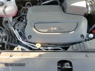 ✅ 2023 Chrysler Pacifica Touring L • VIN: 2C4RC3BG4PR605486 • Lot: 54338135. Wystawiony na Copart z przebiegiem 14 652 mil. Bezpłatny archiwum sprzedaży aukcyjnych z USA i szczegółowy raport historii pojazdu na DreamBid. Zdjęcie 16.