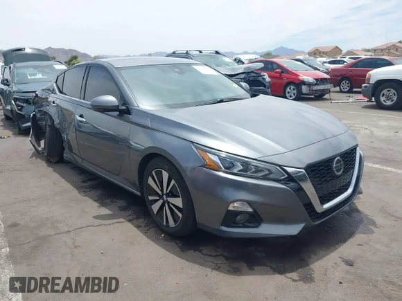 ✅ 2019 Nissan Altima SL • VIN: 1N4BL4EV8KC153924 • Lot: 45236424. Wystawiony na IAAI z przebiegiem 106 785 mil. Bezpłatny archiwum sprzedaży aukcyjnych z USA i szczegółowy raport historii pojazdu na DreamBid. Zdjęcie 1.