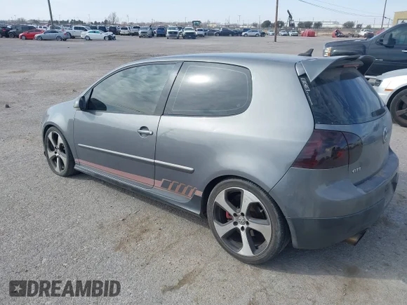 ✅ 2009 Volkswagen Golf GTI • VIN: WVWEV71K29W012502 • Lot: 41690510. Wystawiony na IAAI z przebiegiem 174 122 mil. Bezpłatny archiwum sprzedaży aukcyjnych z USA i szczegółowy raport historii pojazdu na DreamBid. Zdjęcie 3.