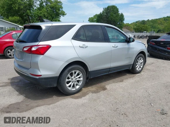 ✅ 2018 Chevrolet Equinox LS • VIN: 2GNAXHEV3J6296795 • Lot: 45125011. Wystawiony na IAAI z przebiegiem 202 015 mil. Bezpłatny archiwum sprzedaży aukcyjnych z USA i szczegółowy raport historii pojazdu na DreamBid. Zdjęcie 4.
