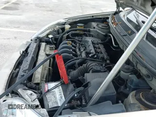 ✅ 2003 Toyota Matrix Std • VIN: 2T1KR32EX3C017438 • Lot: 42704897. Listed on IAAI with 233,791 mi. Free auction sales archive from the USA and detailed vehicle history report at DreamBid. Image 13.