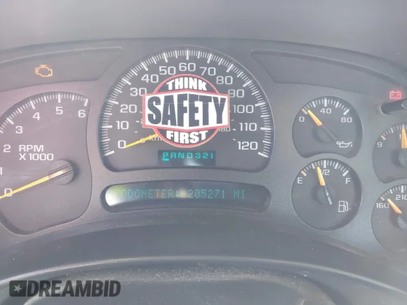 ✅ 2005 Chevrolet Silverado 2500HD Work Truck • VIN: 1GCHC24UX5E311674 • Lot: 44945226. Wystawiony na IAAI z przebiegiem 205 271 mil. Bezpłatny archiwum sprzedaży aukcyjnych z USA i szczegółowy raport historii pojazdu na DreamBid. Zdjęcie 7.