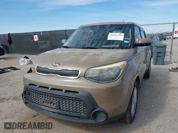 ✅ 2015 Kia Soul • VIN: KNDJN2A28F7152495 • Lot: 44412290. Wystawiony na IAAI z przebiegiem 180 430 mil. Bezpłatny archiwum sprzedaży aukcyjnych z USA i szczegółowy raport historii pojazdu na DreamBid. Zdjęcie 2.