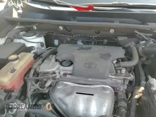 ✅ 2018 Toyota RAV4 XLE • VIN: 2T3WFREV5JW417306 • Лот: 82030755. Опубликован ранее на Copart с пробегом 130 757 миль. Бесплатный доступ к архиву аукционных продаж из США и подробный отчёт об истории автомобиля на DreamBid. Изображение 15.