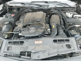 ✅ 2015 Mercedes-Benz C 250 • VIN: WDDGJ4HB6FG366995 • Lot: 42966762. Wystawiony na IAAI z przebiegiem 161 065 mil. Bezpłatny archiwum sprzedaży aukcyjnych z USA i szczegółowy raport historii pojazdu na DreamBid. Zdjęcie 22.