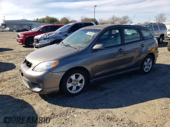 ✅ 2008 Toyota Matrix STD • VIN: 2T1KR32E68C692436 • Lot: 79108105. Listed on Copart with 299,999 mi. Free auction sales archive from the USA and detailed vehicle history report at DreamBid. Image 1.
