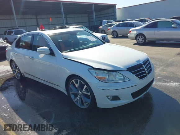 ✅ 2011 Hyundai Genesis • VIN: KMHGC4DF6BU120579 • Lot: 43691502. Wystawiony na IAAI z przebiegiem 257 941 mil. Bezpłatny archiwum sprzedaży aukcyjnych z USA i szczegółowy raport historii pojazdu na DreamBid. Zdjęcie 1.
