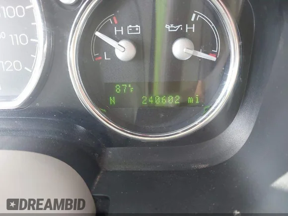 ✅ 2008 Lincoln Mark LT • VIN: 5LTPW18528FJ00674 • Lot: 42771708. Listed on IAAI with 240,602 mi. Free auction sales archive from the USA and detailed vehicle history report at DreamBid. Image 7.