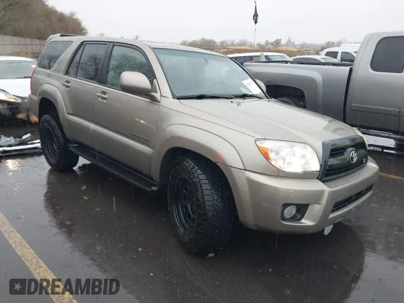 ✅ 2006 Toyota 4Runner Limited • VIN: JTEBT17RX68032213 • Лот: 40968596. Опубликован ранее на IAAI с пробегом 180 884 миль. Бесплатный доступ к архиву аукционных продаж из США и подробный отчёт об истории автомобиля на DreamBid. Изображение 1.