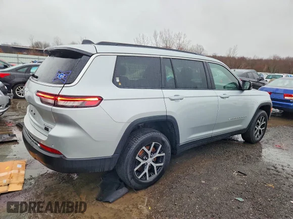 ✅ 2024 Jeep Grand Cherokee Limited • VIN: 1C4RJKBG8R8543637 • Лот: 79468755. Опубликован ранее на Copart с пробегом 38 474 миль. Бесплатный доступ к архиву аукционных продаж из США и подробный отчёт об истории автомобиля на DreamBid. Изображение 3.