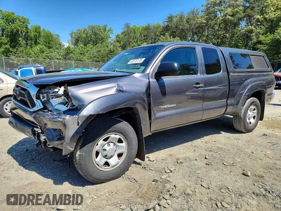 ✅ 2015 Toyota Tacoma • VIN: 5TFUU4EN6FX122119 • Lot: 53273176. Listed on Copart with 157,420 mi. Free auction sales archive from the USA and detailed vehicle history report at DreamBid. Image 1.