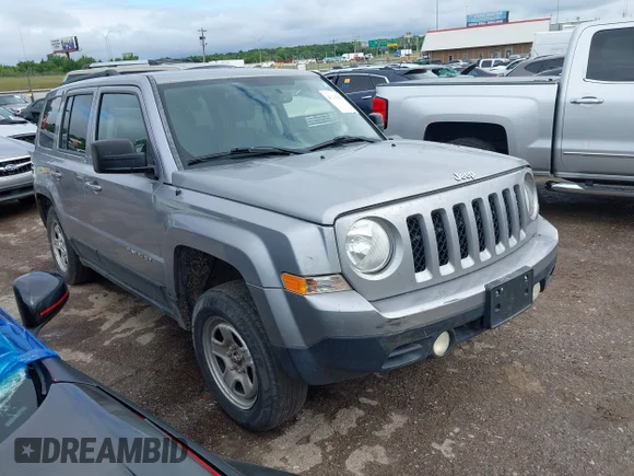✅ 2016 Jeep Patriot Sport SE • VIN: 1C4NJPBA1GD524407 • Лот: 45177008. Опубликован ранее на IAAI с пробегом 177 671 миль. Бесплатный доступ к архиву аукционных продаж из США и подробный отчёт об истории автомобиля на DreamBid. Изображение 1.