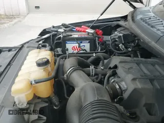 ✅ 2018 Ford F-150 XL • VIN: 1FTEW1EP0JFD22507 • Lot: 43531957. Wystawiony na IAAI z przebiegiem 122 334 mil. Bezpłatny archiwum sprzedaży aukcyjnych z USA i szczegółowy raport historii pojazdu na DreamBid. Zdjęcie 19.