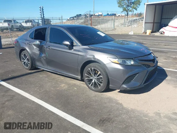 ✅ 2018 Toyota Camry SE • VIN: 4T1B11HKXJU535988 • Лот: 44025283. Опубликован ранее на IAAI с пробегом 206 553 миль. Бесплатный доступ к архиву аукционных продаж из США и подробный отчёт об истории автомобиля на DreamBid. Изображение 1.