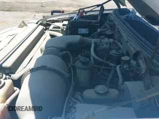 ✅ 2001 Ford F-150 XL • VIN: 1FTRX17L41NA47660 • Lot: 42673829. Listed on IAAI with 333,890 mi. Free auction sales archive from the USA and detailed vehicle history report at DreamBid. Image 12.